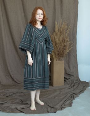 “Adelina” dress in striped linen chestnut