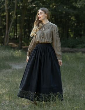 "Mivilud" embroidered maxi skirt black